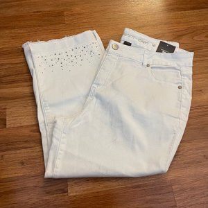 Avenue Denim Capri #1